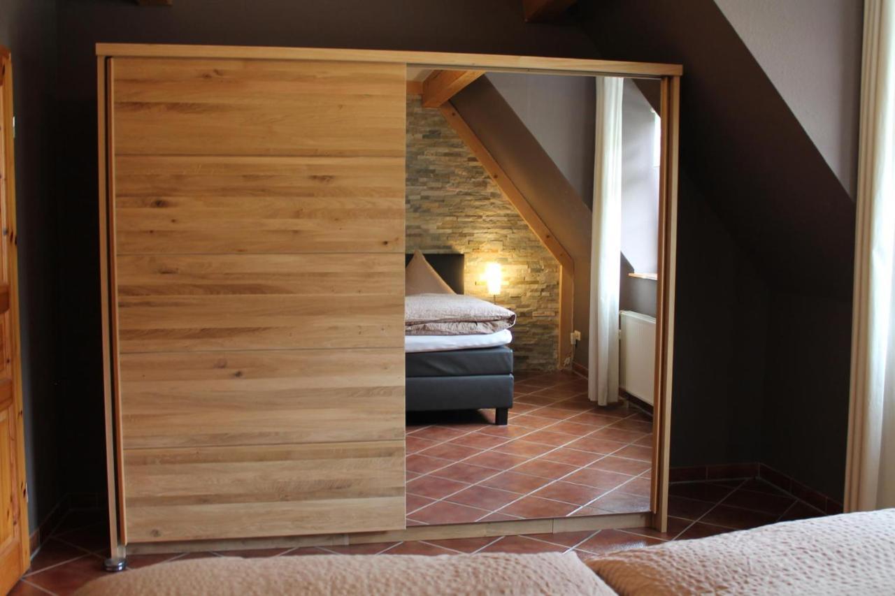 Appartements Im "Landhaus Am Frohnauer Hammer" Annaberg-Buchholz Eksteriør billede